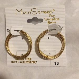 Small twisted gold hoops